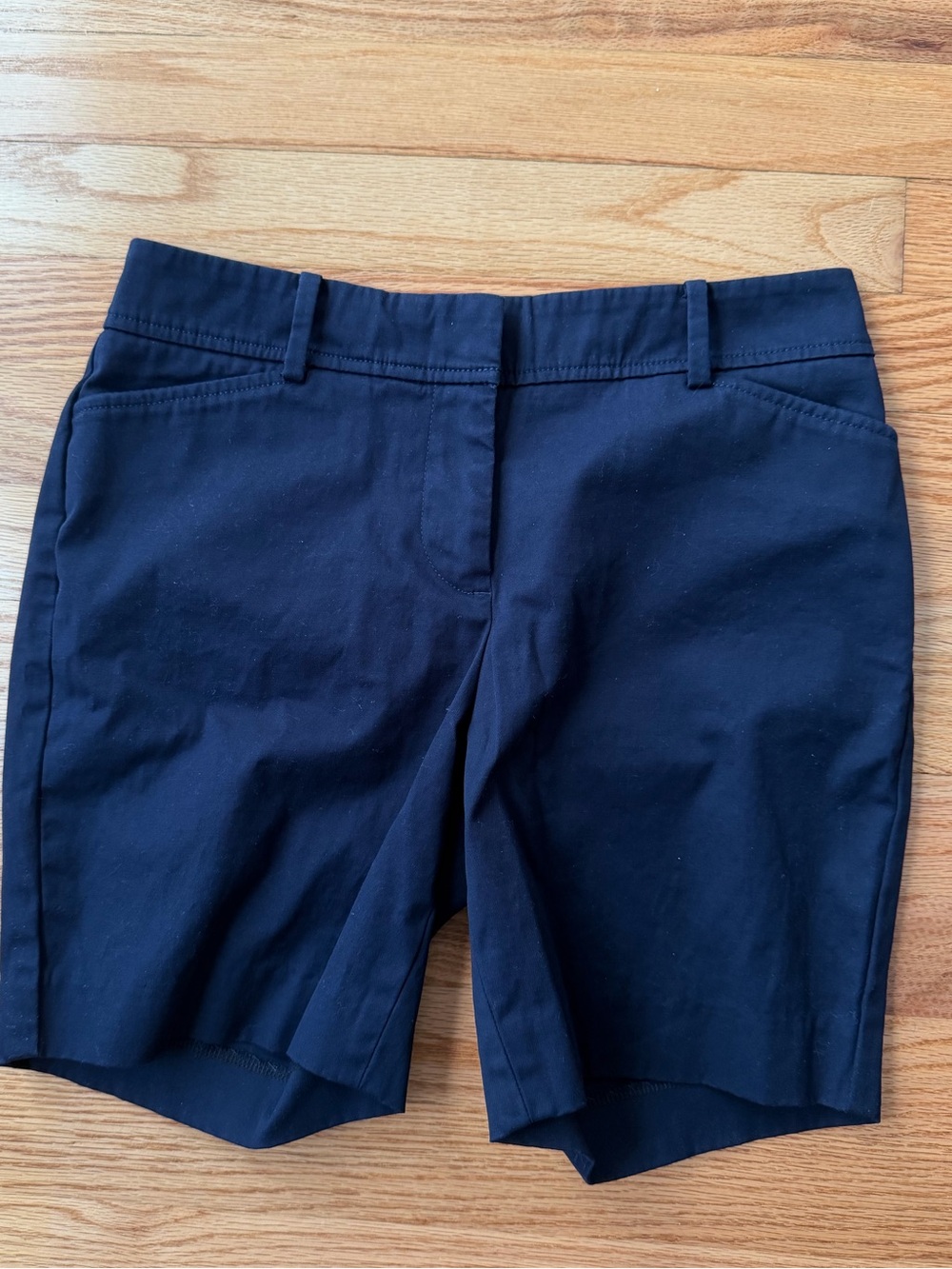 Talbots Perfect Short Navy Bermuda Shorts Women’s Petite 2P